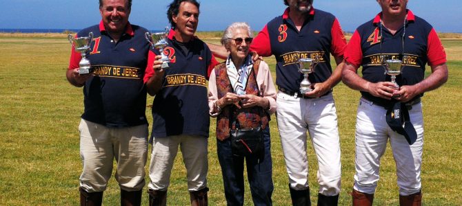 El equipo del Real Club de Polo de Jerez, gana el torneo LaLigasports en Trafalgar Polo Club