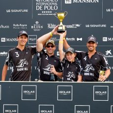 Rhone Hill gana la Copa de Oro Isolas 1892 de bajo hándicap